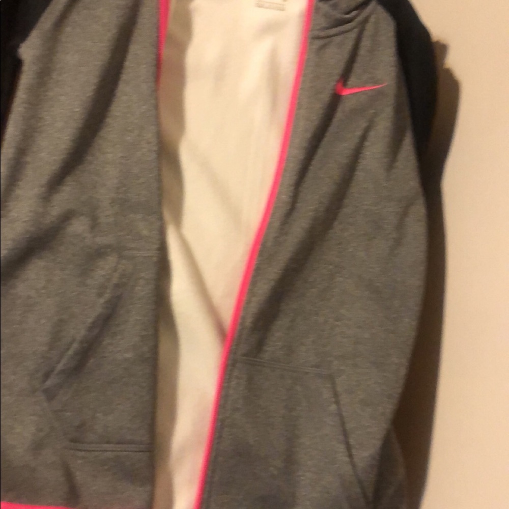 Nike jacket - Picture 2 of 2
